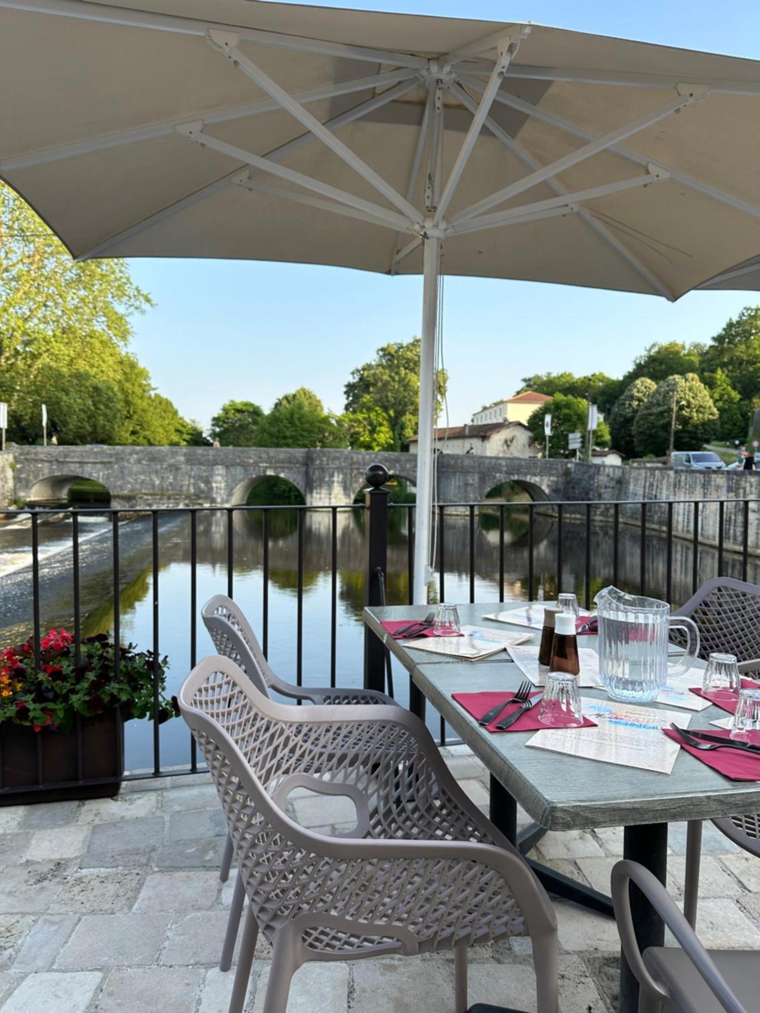 The Charming Private Farmhouse At La Grenouillere Puyreaux Exterior foto